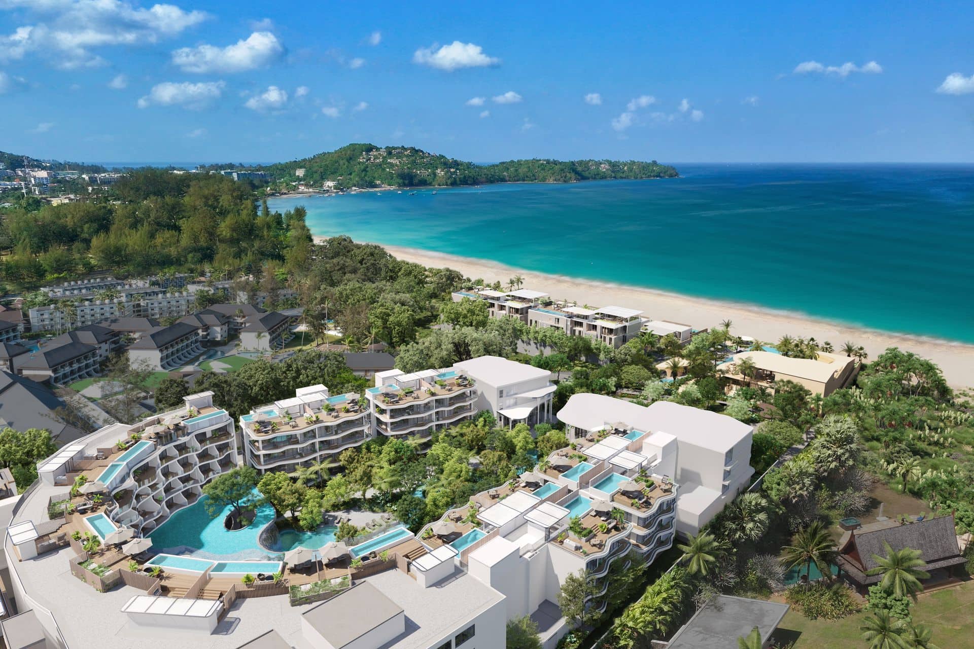 ภาพจำลองมุมสูงของ Residences at Garrya Phuket ใน Laguna Phuket: อาคารที่พักอาศัยแนวเตี้ยและอาคาร Peony รูปพระจันทร์เสี้ยวรอบสระลากูน มีหาด Bang Tao และทะเลอันดามันอยู่ไกลออกไป