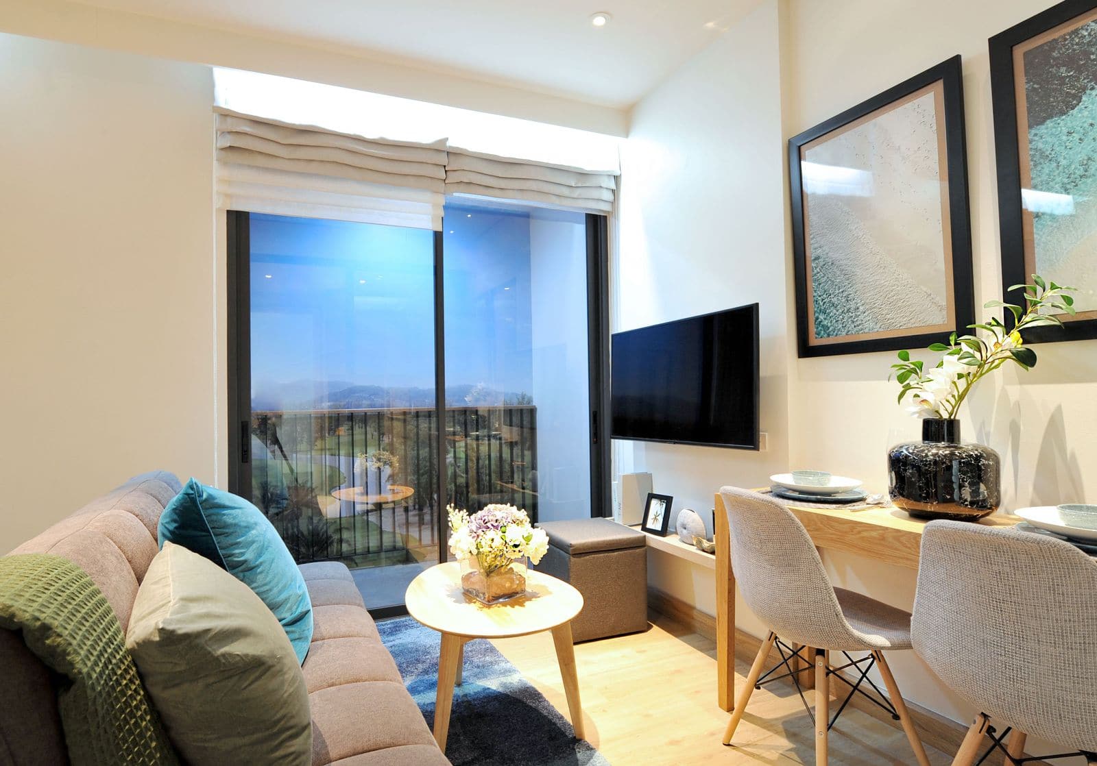 Skypark Celeste Laguna Phuket 1A 户型一居室样板间客厅的照片
