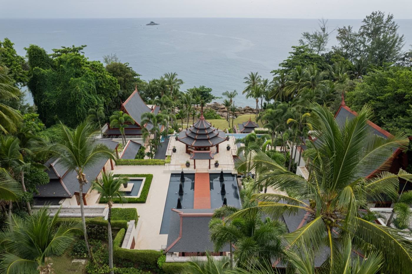 วิลลาที่พักอาศัยติดทะเลที่ Trisara, Nai Thon ภูเก็ต มองออกไปเหนือทะเลอันดามัน