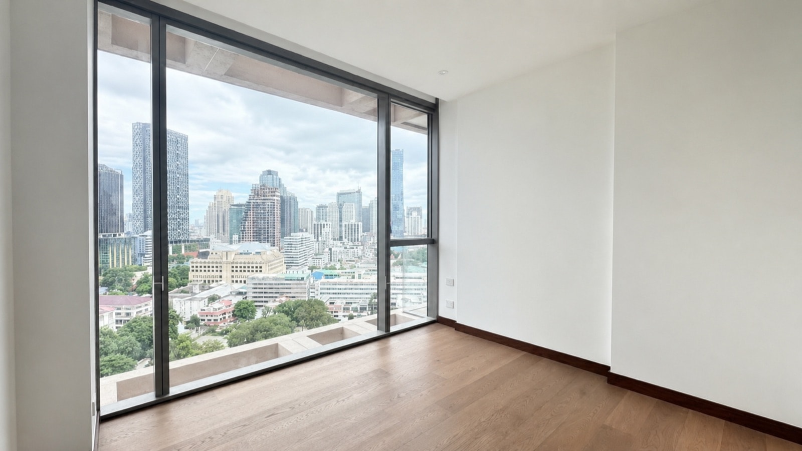 Interior of a resale residence at Dusit Central Park, 946 Rama IV Road, Bangkok, a one-bedroom home with a city view
