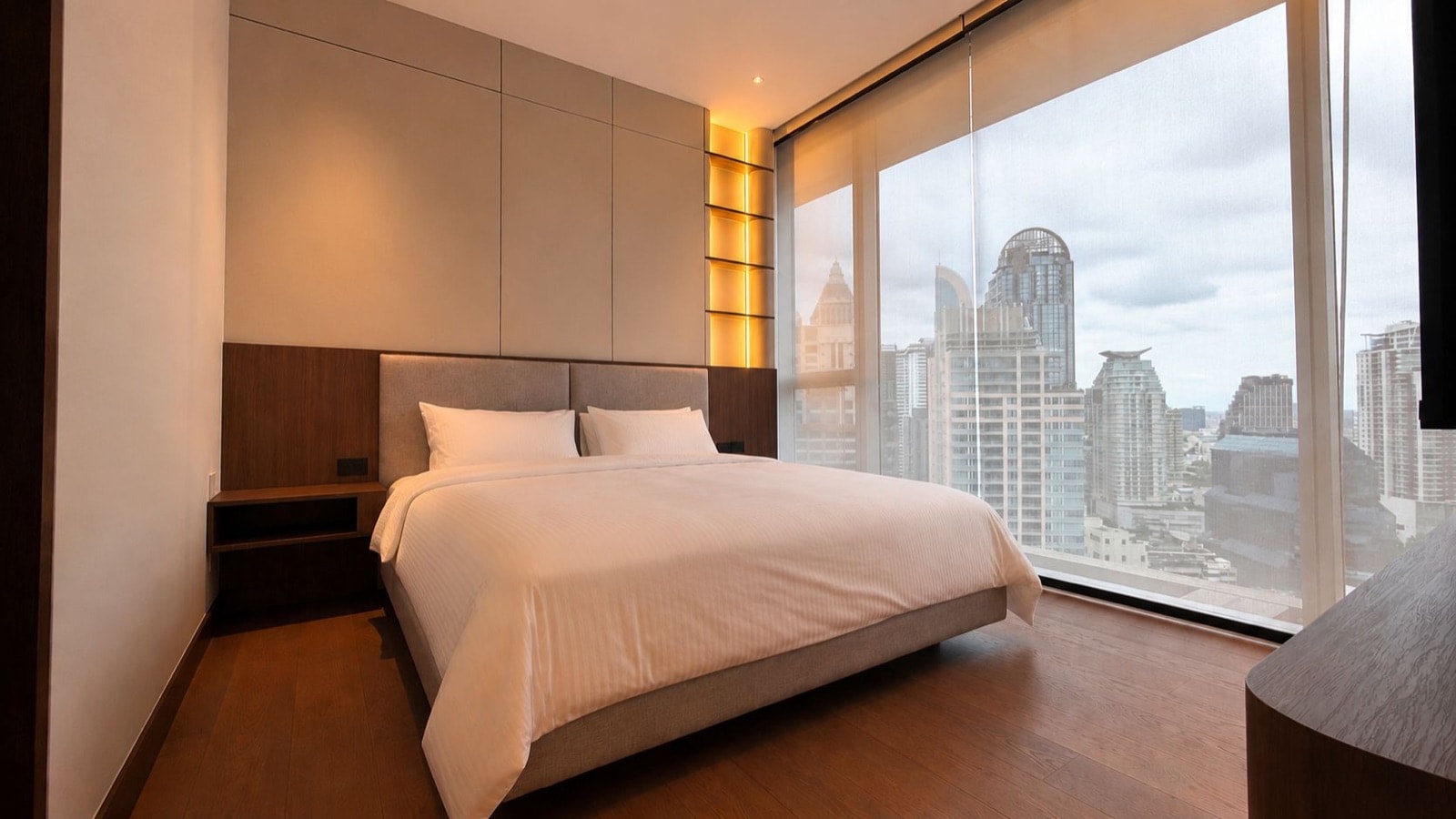 Interior of a resale residence at Dusit Central Park, 946 Rama IV Road, Bangkok, a one-bedroom Parkside residence