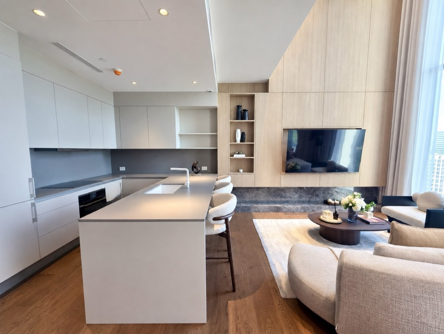 Dusit Central Park 一个转售住宅单位的室内,地址曼谷 946 Rama IV Road,一个两居室复式单位