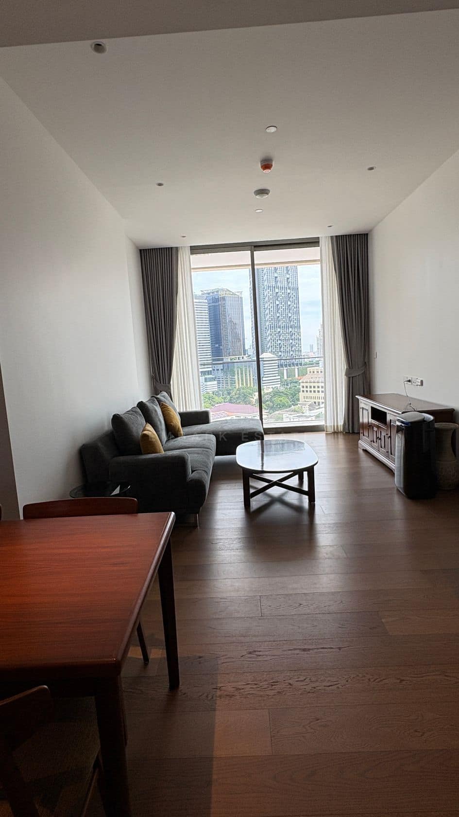 2-bedroom residence