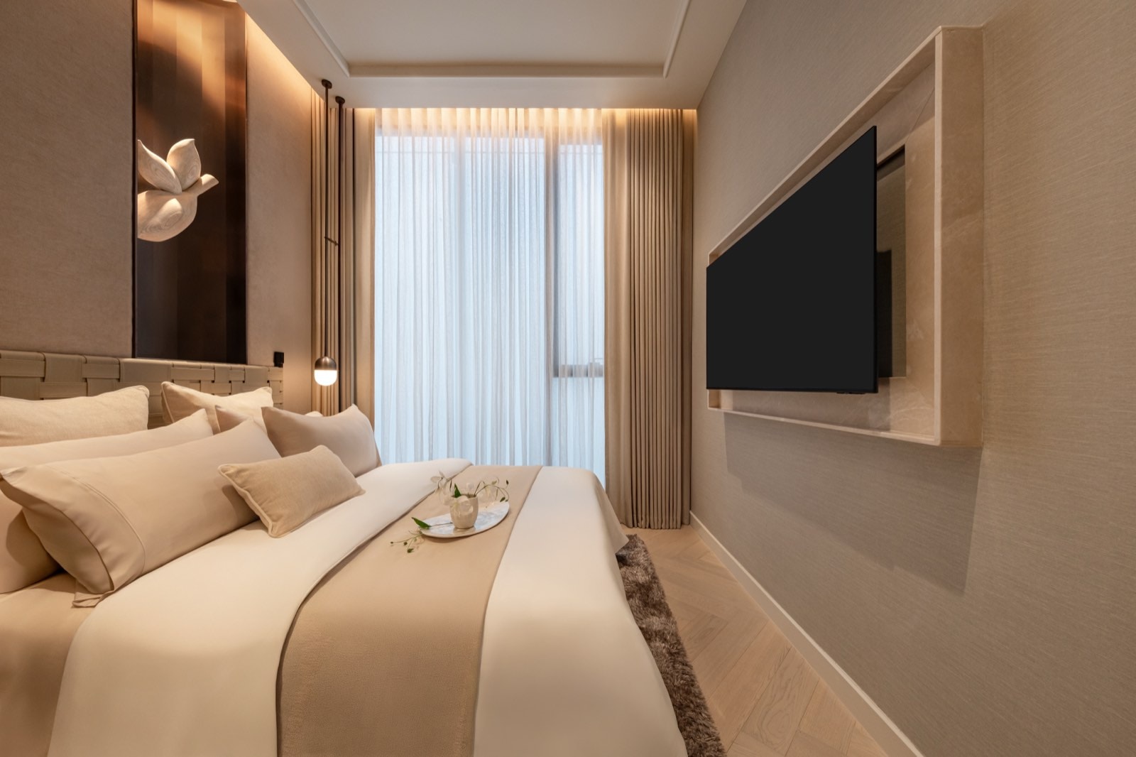 Photograph of the principal bedroom in the STILL Sukhumvit 20 show suite