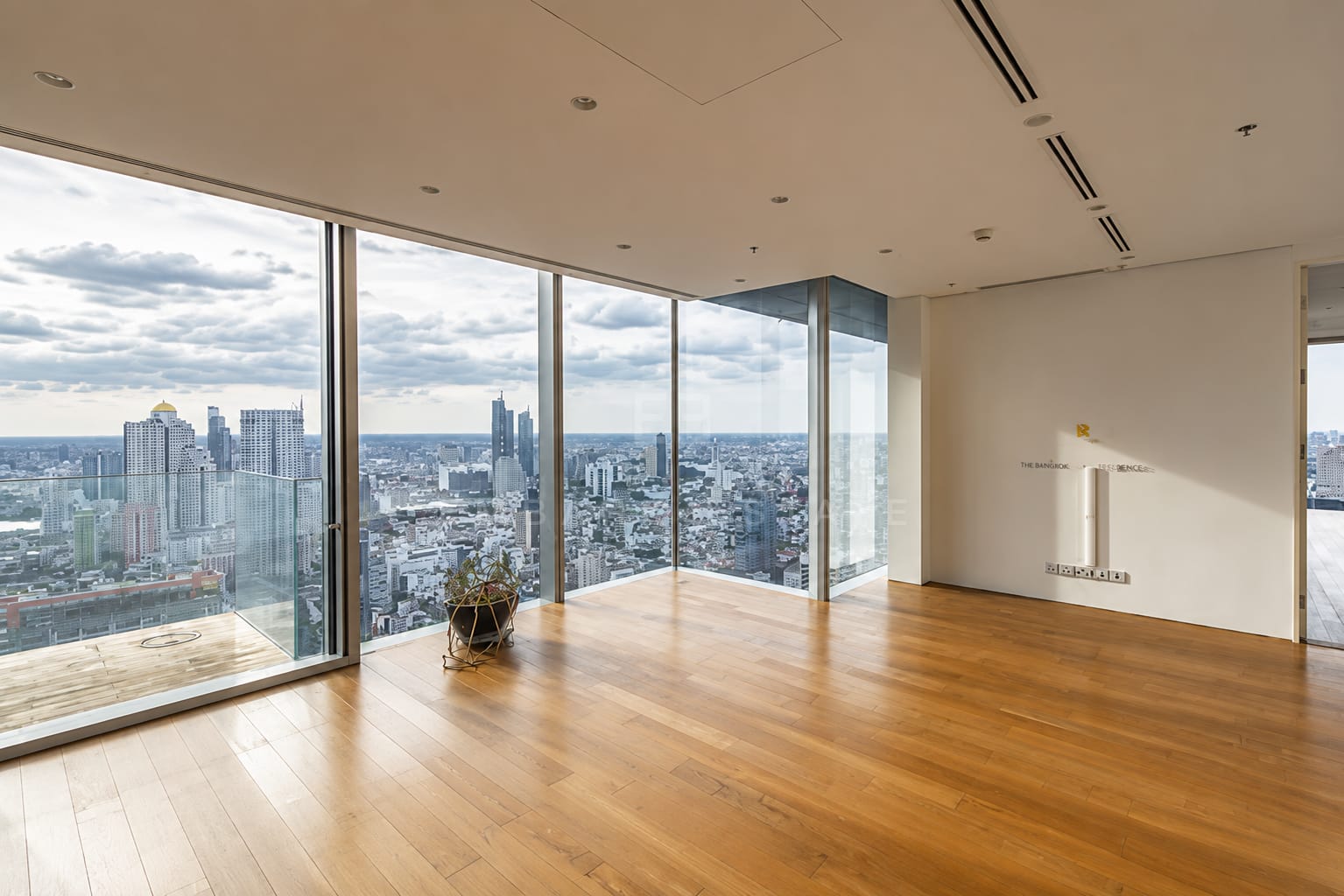The Ritz-Carlton Residences Bangkok 住宅(照片1)